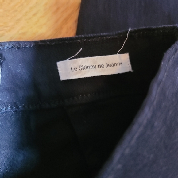 Frame Size 24 Le Skinny de Jeanne Flounce Raw Hem Jeans in Film Noir - Picture 5 of 10